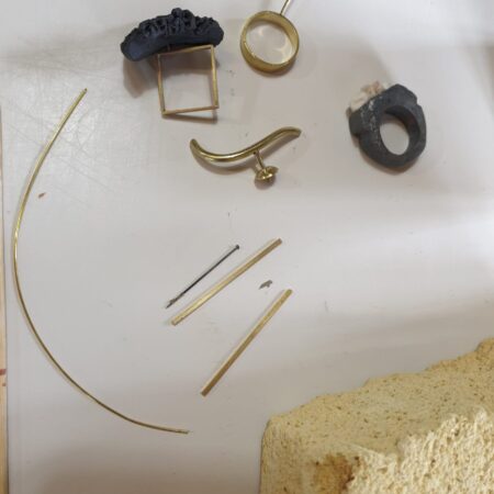 Workshop di Tecniche di gioielleria con porcellana e paperclay