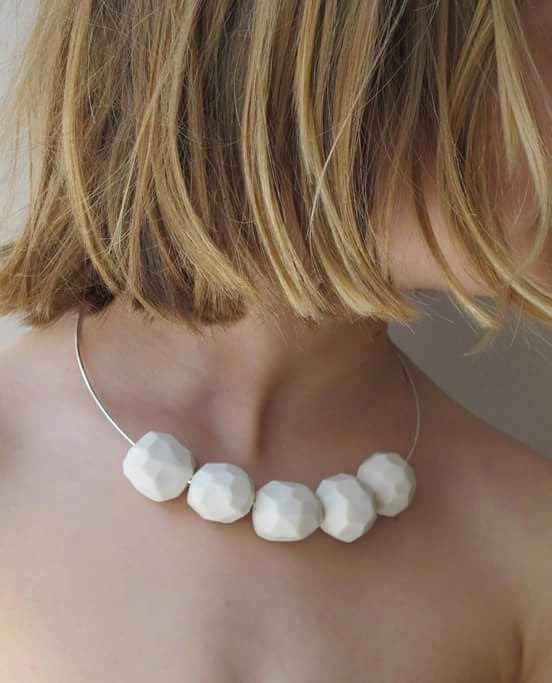 Workshop di Tecniche di gioielleria con porcellana e paperclay